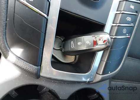 2017 Porsche Macan Gts z USA, uszkodzony, nr VIN WP1AG2A51HLB52769